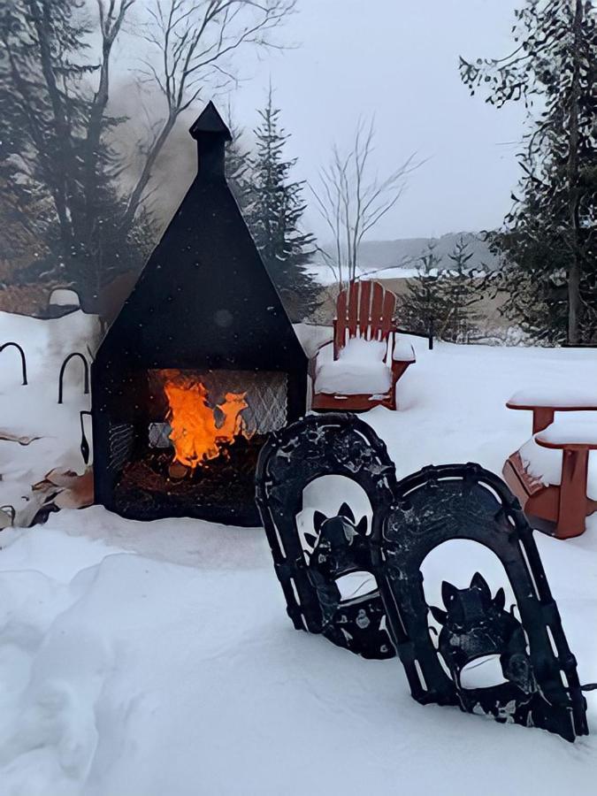 Le Chalet Au Souvenir Bouchette ภายนอก รูปภาพ